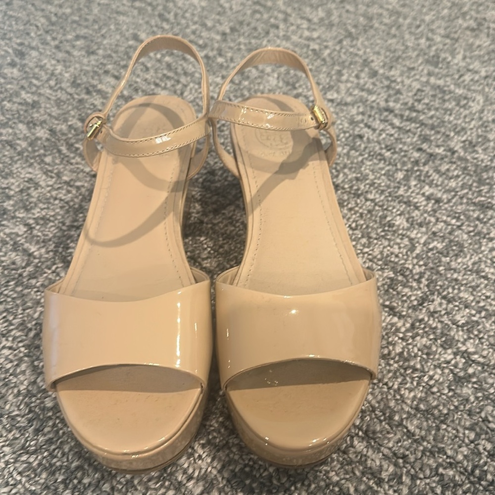 Tory Burch Abena Wedge Flatform Patent Flatform Sz 7.5 - Picture 2 of 12